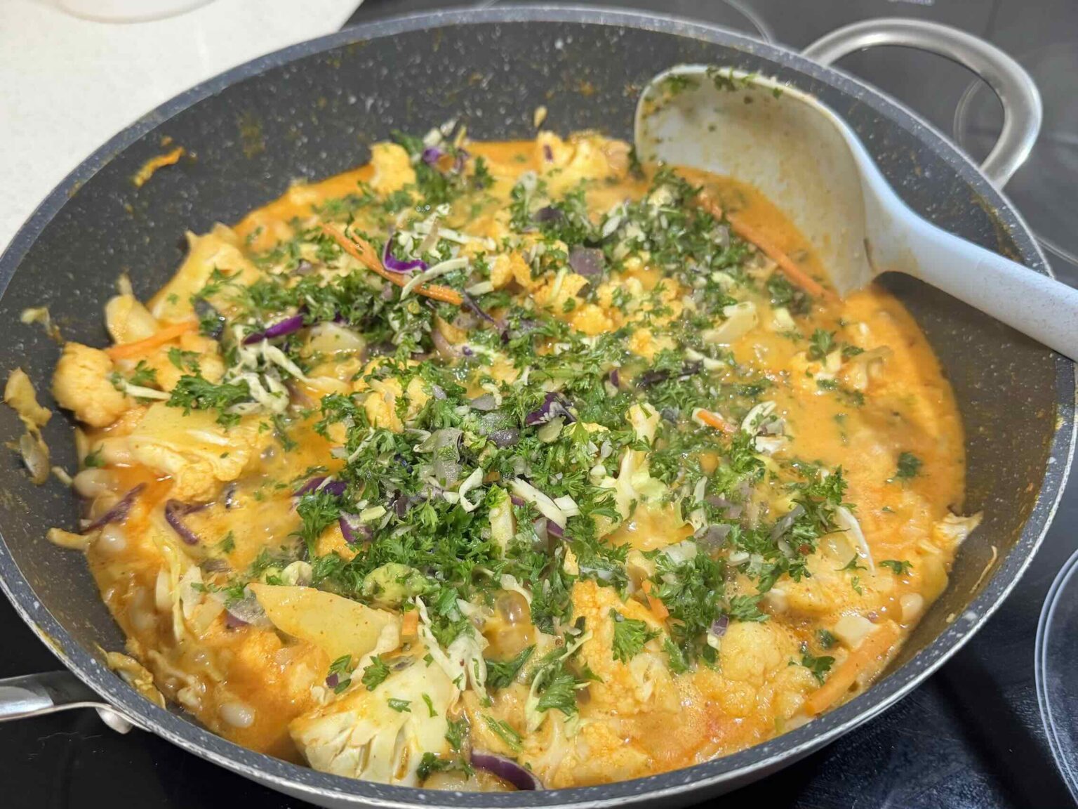 Easy 4Ingredient Creamy Cauliflower Curry The MindBodyFood Institute
